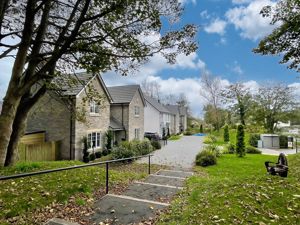 Photo 13- click for photo gallery